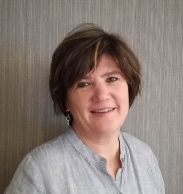 Photo of Lesley Cabott